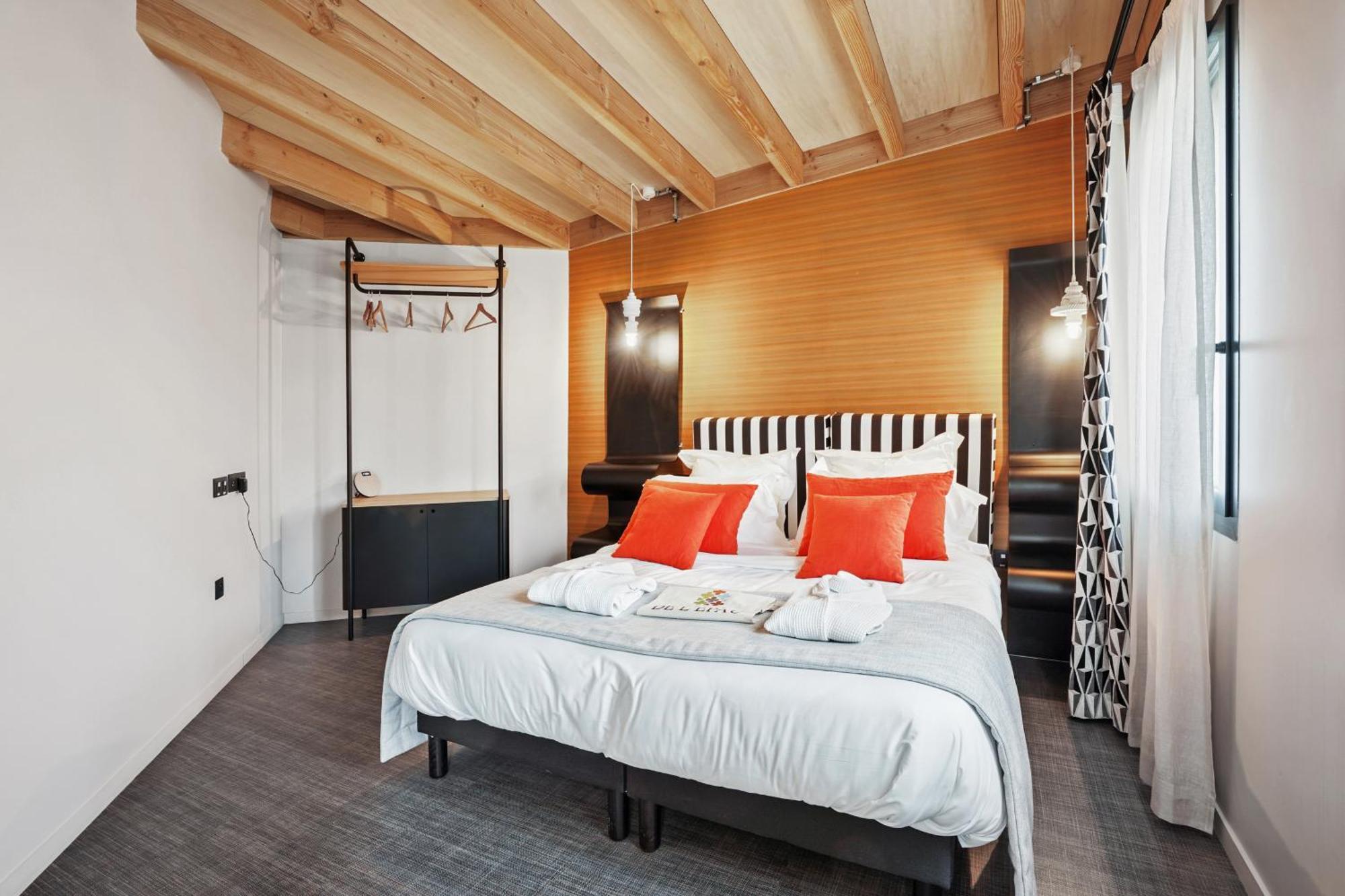Domaine De L'Epau Eco-Resort Yvre-l'Eveque ภายนอก รูปภาพ